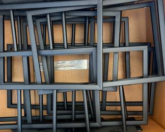 METAL DISPLAYS