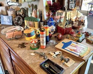 ANTIQUE CAROUSEL TOYS