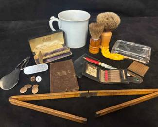 Vintage Mens Vanity Items