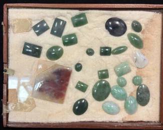Green Cabachon Stones