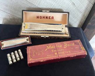 Vintage M Hohner 64 Chromonica Marine Band 146 Marine Band Tremolo Harmonicas