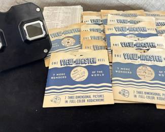 Bakelite Skyway Viewmaster And Reels Huckleberry Hound And Yogi Too