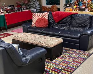 Navy blue leather couch and loveseat in great condition!