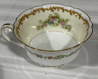 Noritake fine China, 80 pieces! Beautiful, great condition!