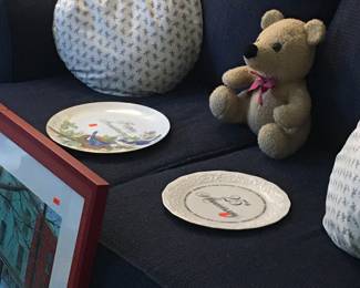 Love seat
Anniversary plates