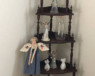 Angles
Corner shelf 
