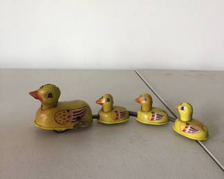 Vintage Tin windup toy 