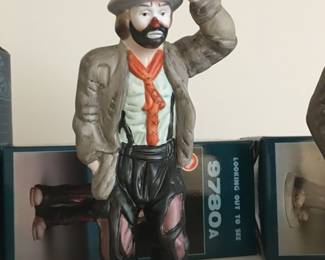 Emit Kelly clown