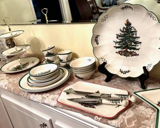 Sampling, Spode "Christmas Tree" Dinnerware & Serving Pieces