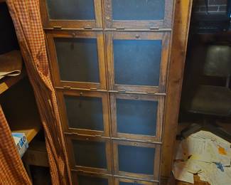 10 door cabinet.