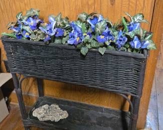 wicker planter