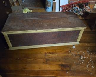 Early blanket chest