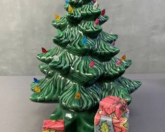 Vintage Hobbyist Ceramic Christmas Tree