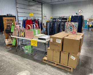 ALL ITEMS SHOWN $20
See previous posts for more photos of items.
Liquidation Popup $20 Sale + Mattress Sale
Sunday, September 7th, 2025, 1-3 pm
55515 850 Rd, Pierce NE 68767 (7 miles north of Norfolk)
Cards/Venmo/Cash/Afterpay accepted.