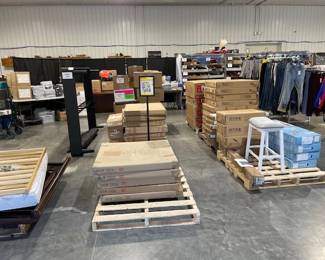 πͺβ¨ Furniture Finds $20! β¨πͺ
Why pay retail when you can score stylish furniture for only $20 each at Liquidation Popup?! Hereβs a sneak peek of a few items that we have. π
ποΈ $20 Sale + Mattress Sale
π Sunday, September 7th, 2025 | 1-3 PM
π 55515 850 Rd, Pierce, NE 68767 (7 miles north of Norfolk)
π³ Cards β’ Venmo β’ Cash β’ Afterpay accepted
π₯ Stock is limited β first come, first served! π₯