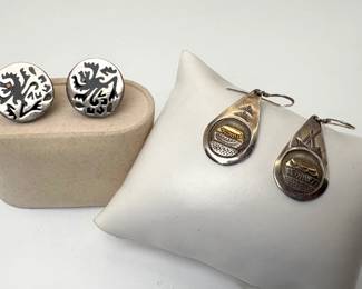 Sterling silver mixed metal round screw back clip earrings. Mike Smith signed Navajo style sterling silver fishhook earrings. 15.14 gtw.