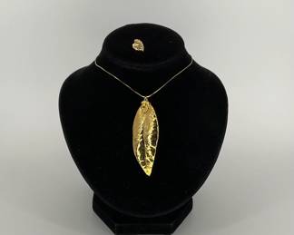 Trifari gold plated leaf 15" necklace.