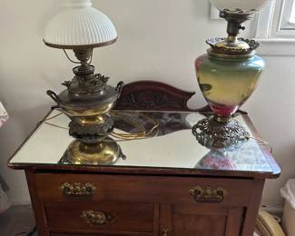 Globe Lamps