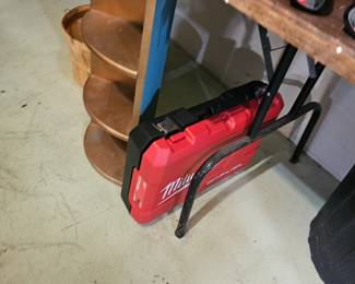 Milwaukee Power Tools, Wooden Corner Shelf