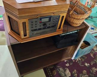 Crosley Songwriter, Basket