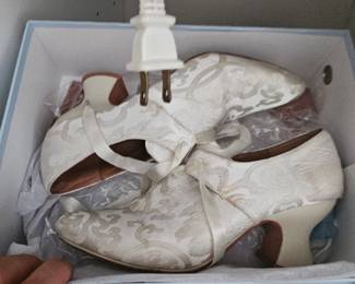 Women's Shoes