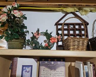 Books, Basket