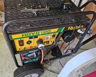 Robin RGV6100 Generator