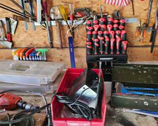 Workbench Tools, Screwdrivers, Allen Wrenches