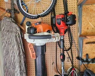 Weed Wacker, Leaf Blower