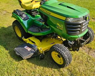 this item offered for online auction. $1 start with no reserve. preview friday 8am til 12 and auction closes at 12pm. click link to bid
https://www.auctionninja.com/stress-free-estate-services-llc/sales/details/2016-john-deere-x738-tractor-with-47-quick-hitch-snowblower-280-hours-no-reserve-pickup-wakefield-nh-38.html?an=m6rndv