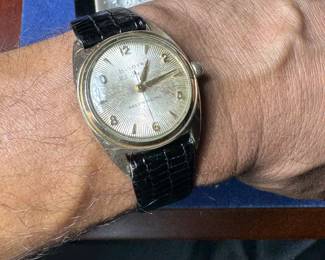 BULOVA 23JEWEL SELF WINDING AUTOMATIC WATCH. CIRCA 1960'S