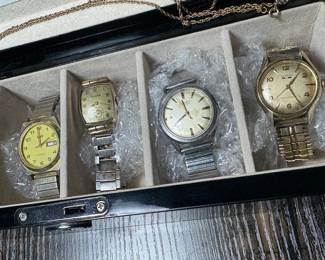 7 PIECE MECHANICAL AND AUTOMATIC WATCH COLLECTION. 