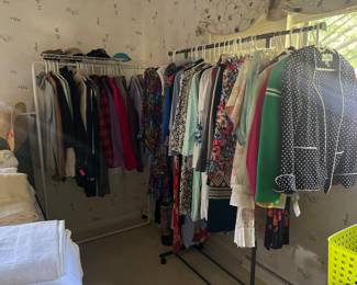 Mostly size medium women's clothing