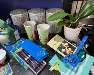 Canisters, Kitchen Utensils 