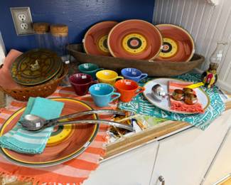 Plate Sets, Mugs 