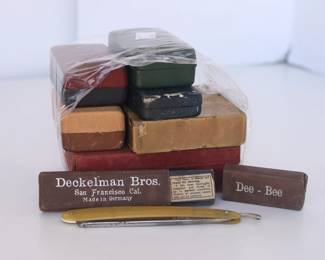 Lot of Vintage Razor Sets