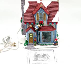 Thomas Pacconi Porcelain Musical Santa's House