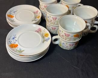 M93 - $45. Royal Doulton "Summerly". 2 dinner plates. 3 salad plates. 12 dessert plates. 10 tea cups. 10 saucers. 