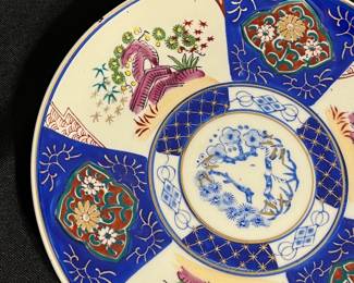 M146 - $55. Vintage Hand Painted Japanese Plates. 6 pieces. 7.5" across. 