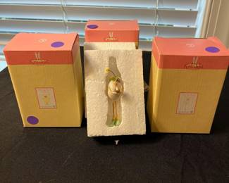 M112 - $60. Krinkle Tree with 6 Mini Egg People. Department 56. 