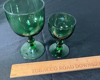 M59 - $10. Vintage Blenko Emerald Green Goblet & Brandy Glasses. Set of 7. 