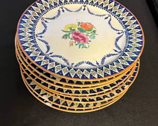 M144 - $1000 for set of 8. Fine Chinese Export Porcelain. 8 pieces in very good antique condition for the age! A few have small areas of paint chipped - but overall very good! Measures 8 5/8" across. 