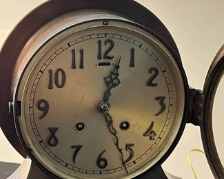 M85 - $600. WORKING Heavy Bronze Chelsea Ships Clock. Serial # 210207 ( I believe this dates it close to 1933/1934) stamped on bottom and back of the clock. Includes key!