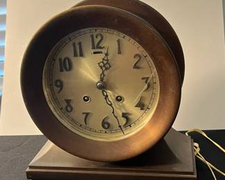 M85 - $600. WORKING Heavy Bronze Chelsea Ships Clock. Serial # 210207 ( I believe this dates it close to 1933/1934) stamped on bottom and back of the clock. Includes key!