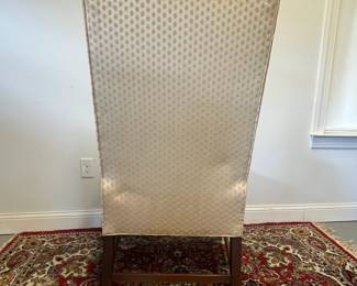 M7 - $50. Williamsburg Restoration Kittinger Buffalo chair - Single Arm Chair. Measures 26" wide x 17" deep x 48" tall. Frame is pretty solid - no stains noted. 