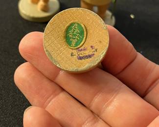 M97 - $20. Wendt & Kuhn 3 Brunette Angels. 