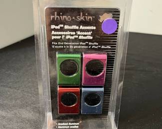 M132 - $5 iPod Shuffle Cases. 