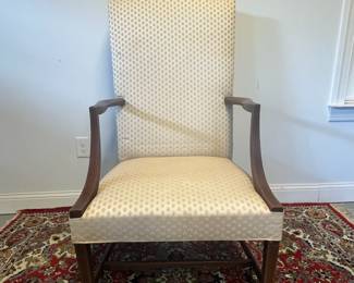 M7 - $50. Williamsburg Restoration Kittinger Buffalo chair - Single Arm Chair. Measures 26" wide x 17" deep x 48" tall. Frame is pretty solid - no stains noted. 