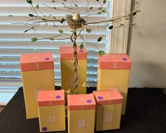 M112 - $60. Krinkle Tree with 6 Mini Egg People. Department 56. 