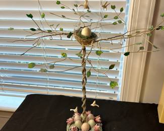 M112 - $60. Krinkle Tree with 6 Mini Egg People. Department 56. 